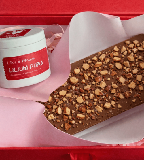 Lilies x Lil Noire Mum & Badem Serotonin Kit